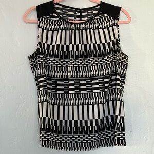 Calvin Klein Black and White Geometric Blouse (A29)